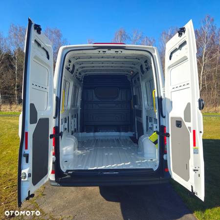 Volkswagen Crafter - 4