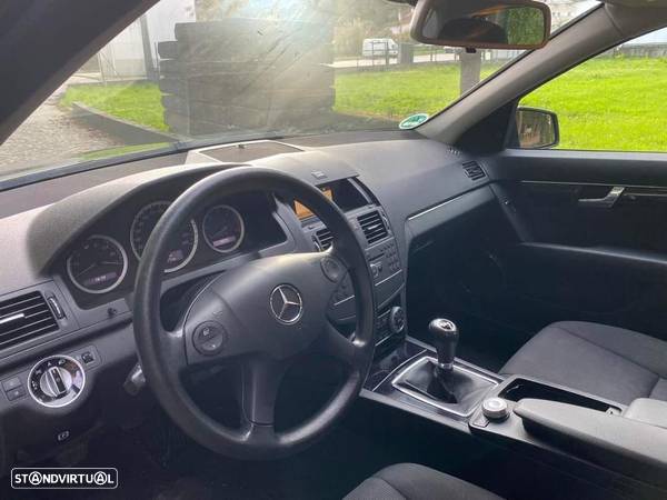 Mercedes-Benz C 200 CDi Classic BlueEfficiency - 23