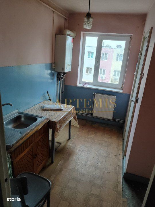 APARTAMENT 2 CAMERE, SEMIDECOMANDAT, 43 MP, ZONA MICRO 3