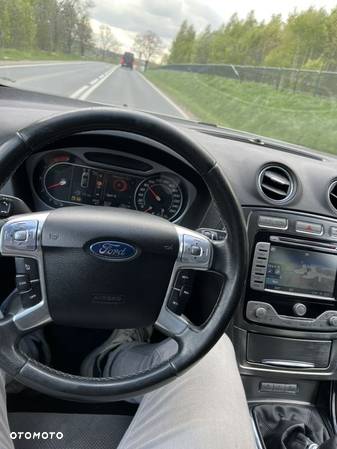 Ford Mondeo 2.0 TDCi Titanium X - 29