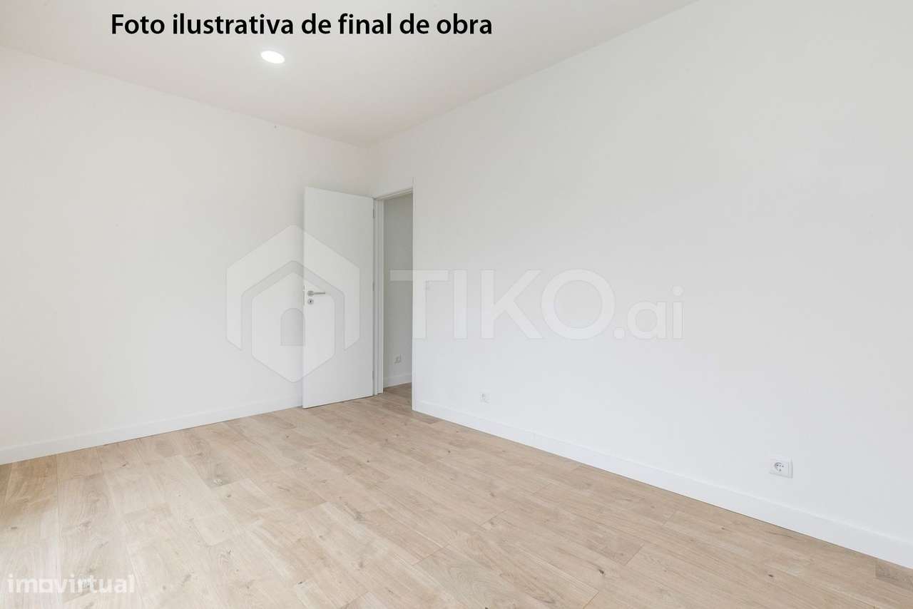 T2+1 Totalmente remodelado em Odivelas – Pronto a habitar | Excelente-17