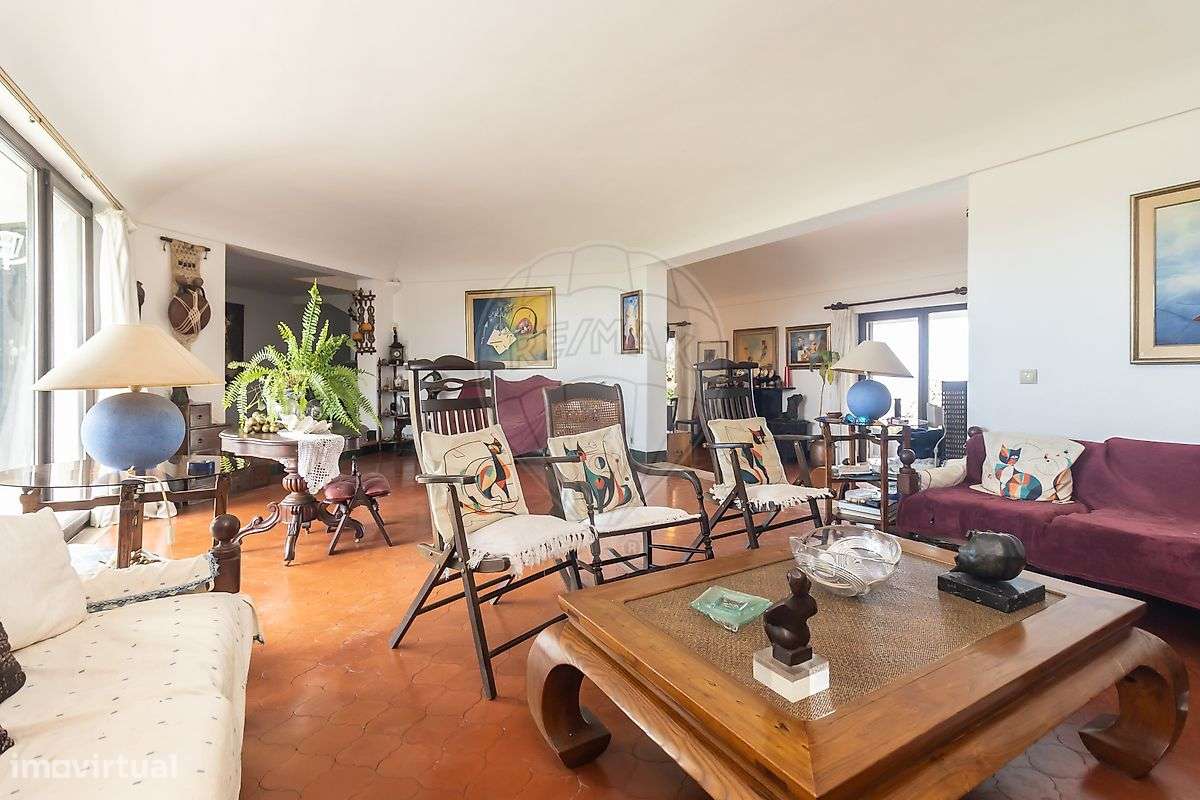 Moradia T6 para venda-5