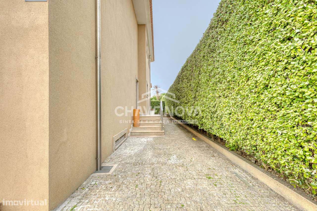 Moradia T3 Canidelo COMO NOVA com Piscina 4 Frentes-37