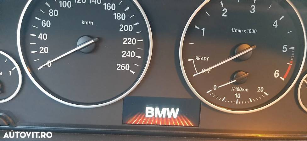 BMW Seria 3 316d Touring Advantage - 29