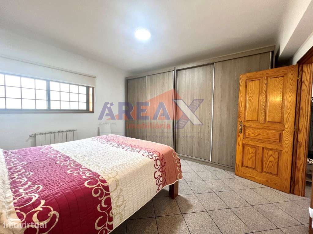 MORADIA BI-FAMILIAR-27
