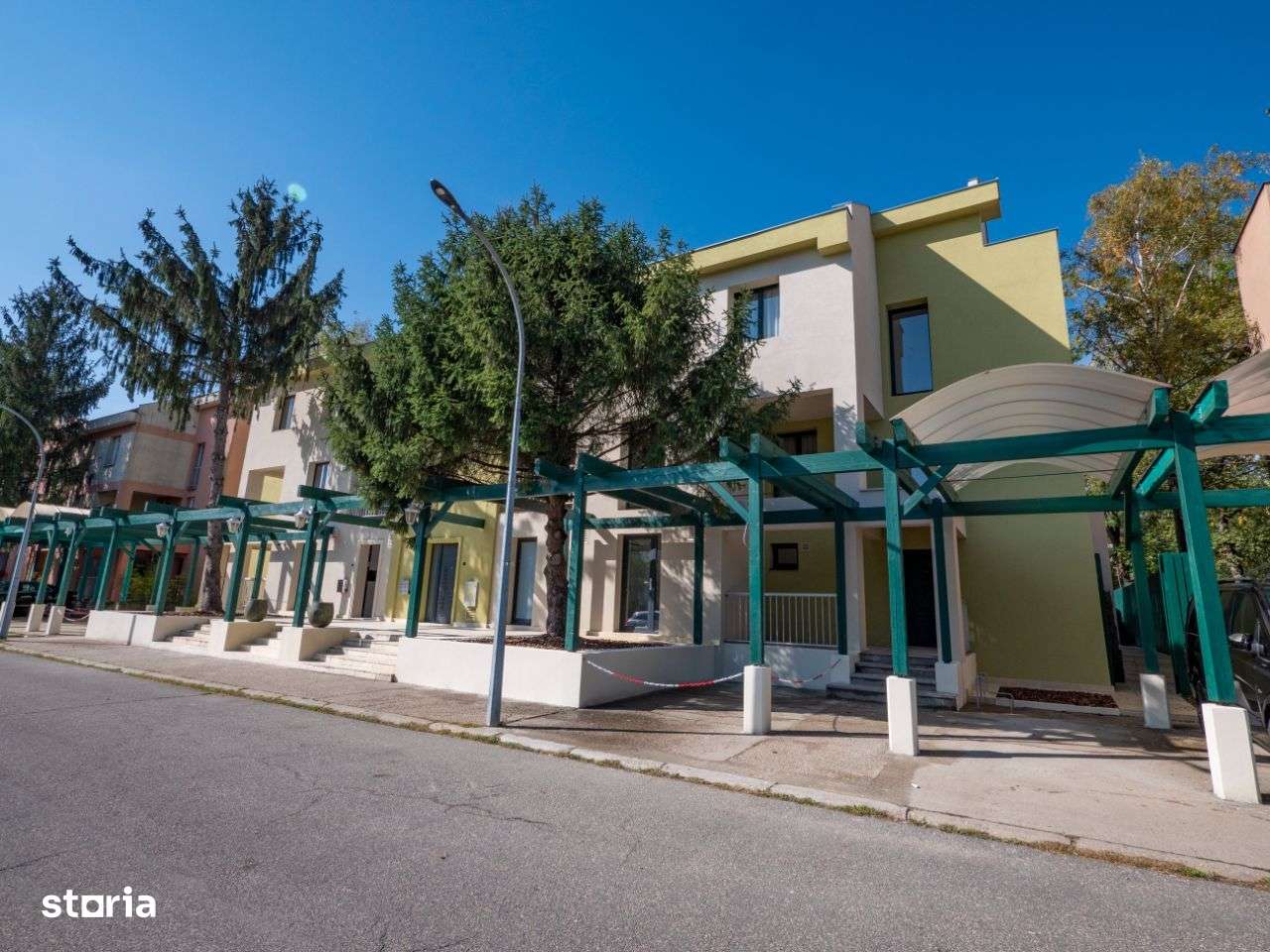 Vanzare - O proprietate magnifica cu gradina in Cartierul Francez-16