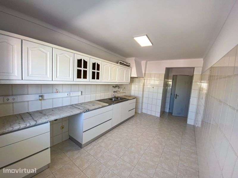 Apartamento T2 Caldas da Rainha - Grande imagem: 4/10