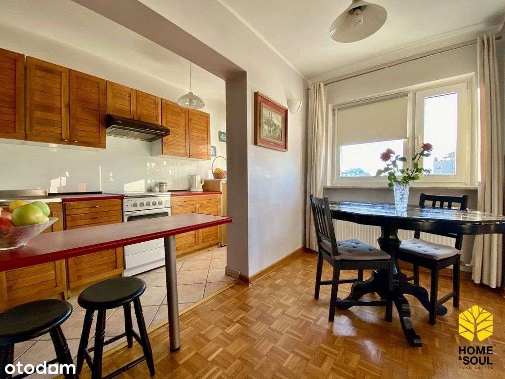 Ciche mieszkanie z balkonem i piwnicą blisko metra-3