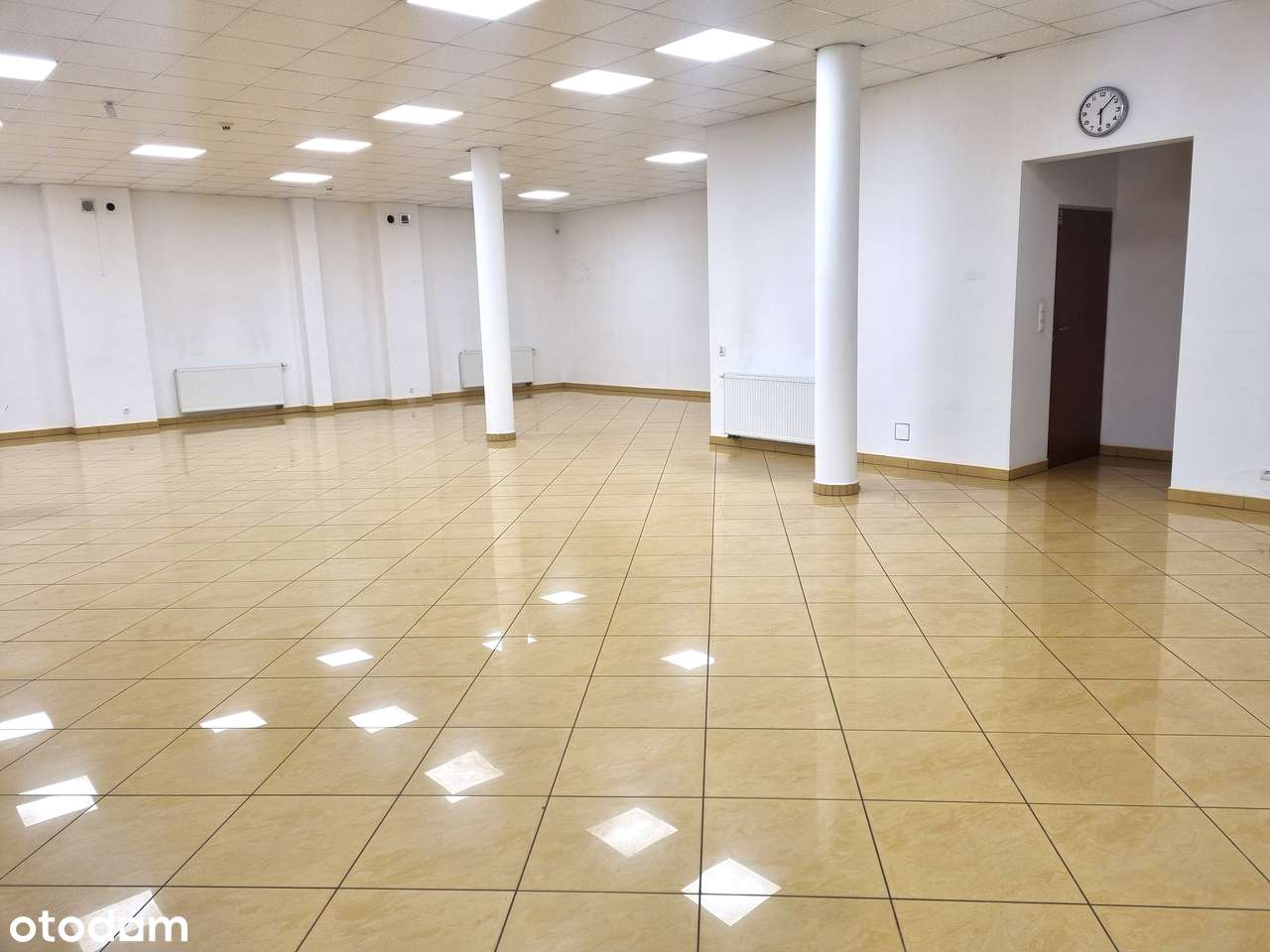 Lokal 151 m², parter, na biuro / usługi, teren ogrodzony, parking - Pełny obrazek: 4/9