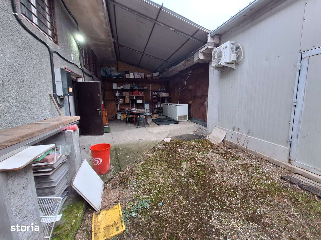 Spatiu Comercial 230mp construiti,400mp teren,Cornisa-3