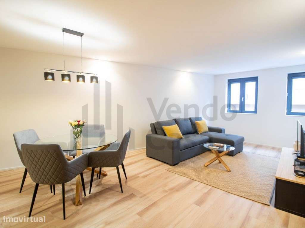 Vende-se T1 - Braga - C. Histórico-7
