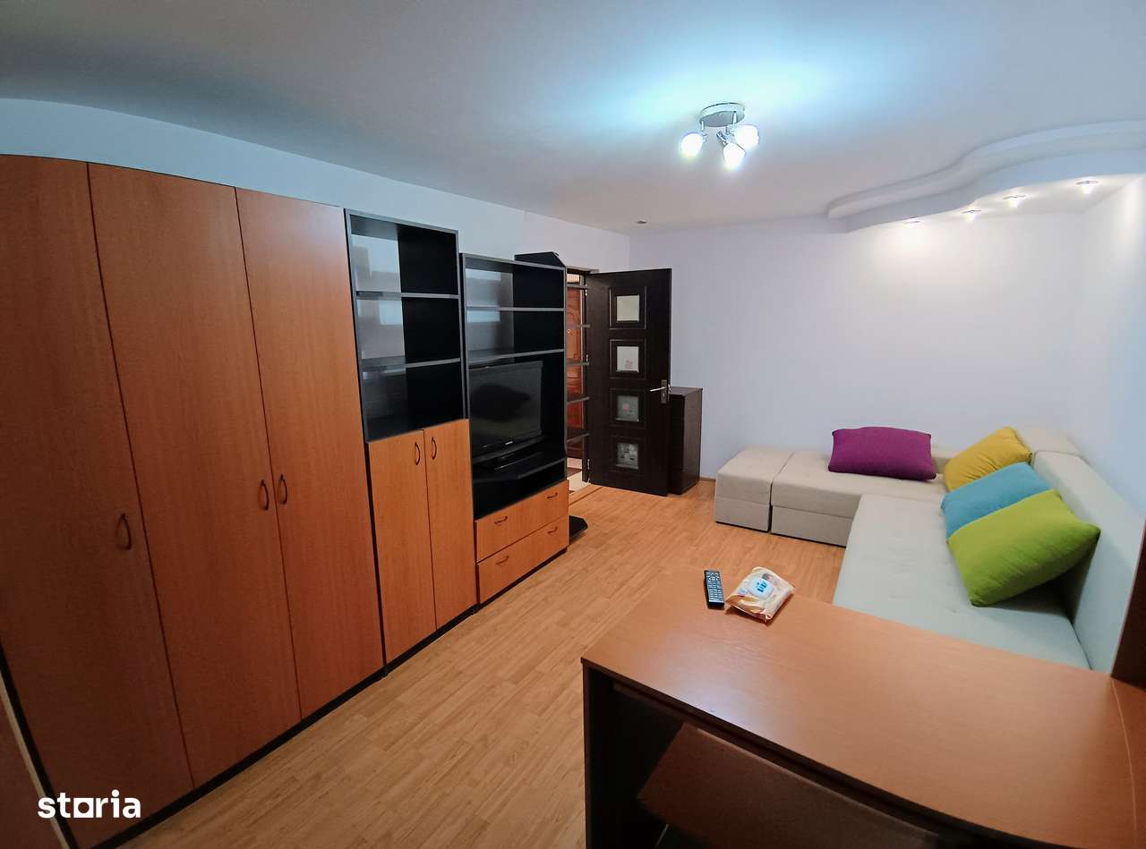 Garsoniera decomandata Sebastian Petre Ispirescu - Imagine principală: 4/8