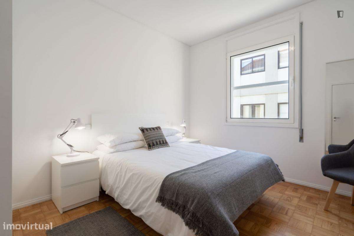 Apartamento com 2 quartos - localizado em Paranhos Porto - Grande imagem: 5/10