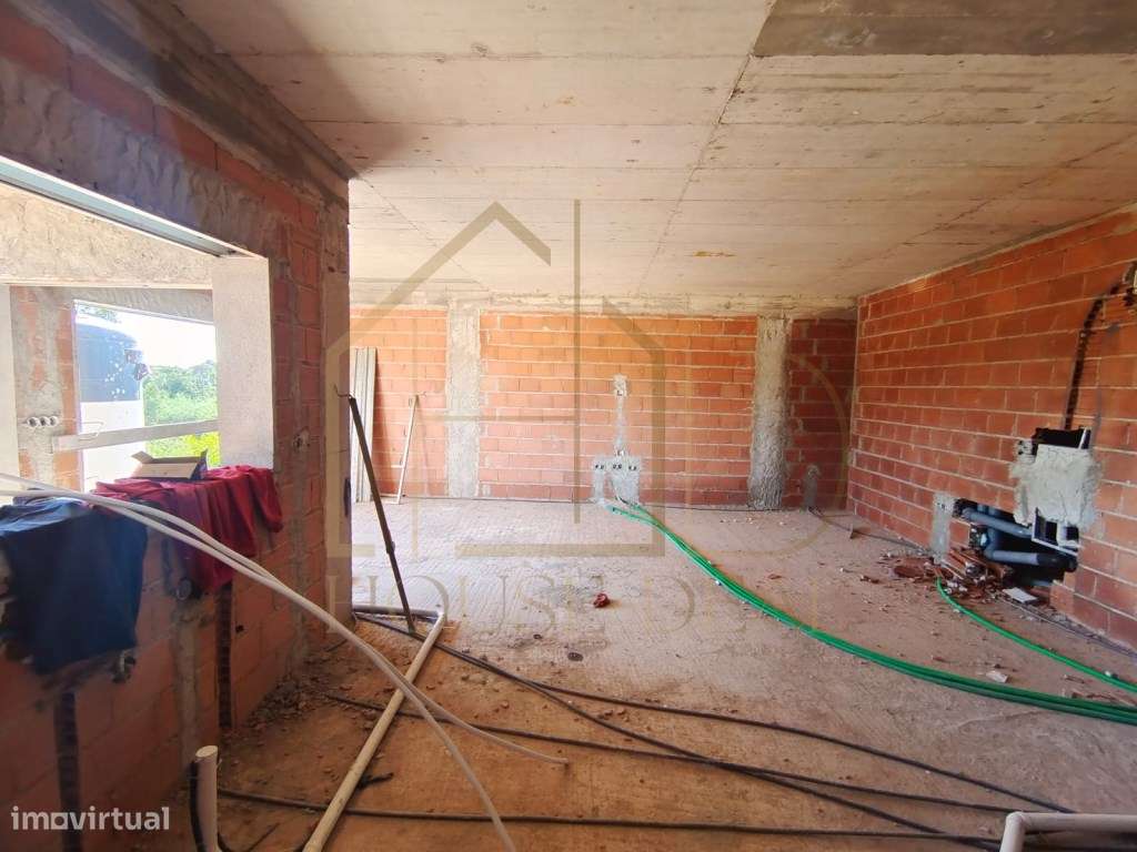 EXCELENTE Apartamento T2 Duplex com Estacionamento. Vale de Milhaço... - Grande imagem: 5/18