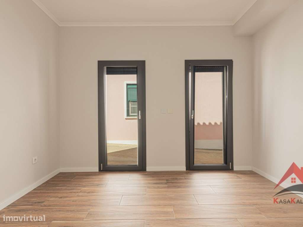 Oportunidade Única em Palmela Duas Moradias | Excelente Opção para ...-18