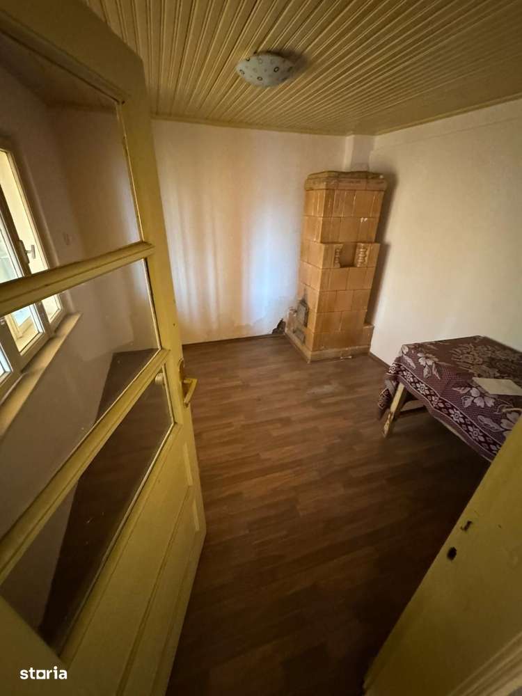 Casa 5 camere cu livada 2200 mp- Varasti-19