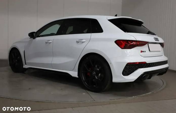 Audi RS3 TFSI Quattro S tronic - 5