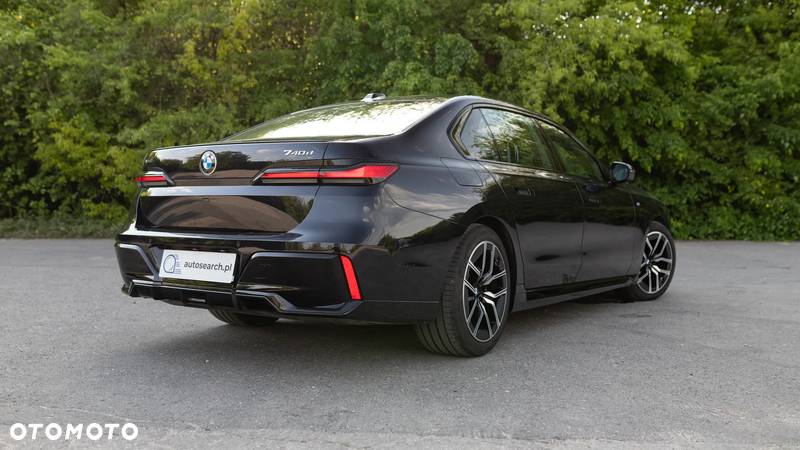 BMW Seria 7 740d xDrive sport - 6