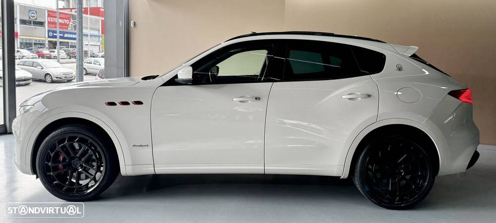 Maserati Levante S Q4 GranSport - 8