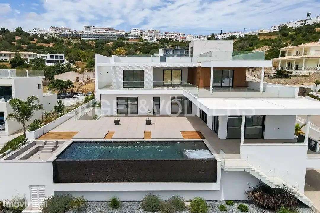 Luxuosa Moradia Contemporânea Nova - Grande imagem: 4/58