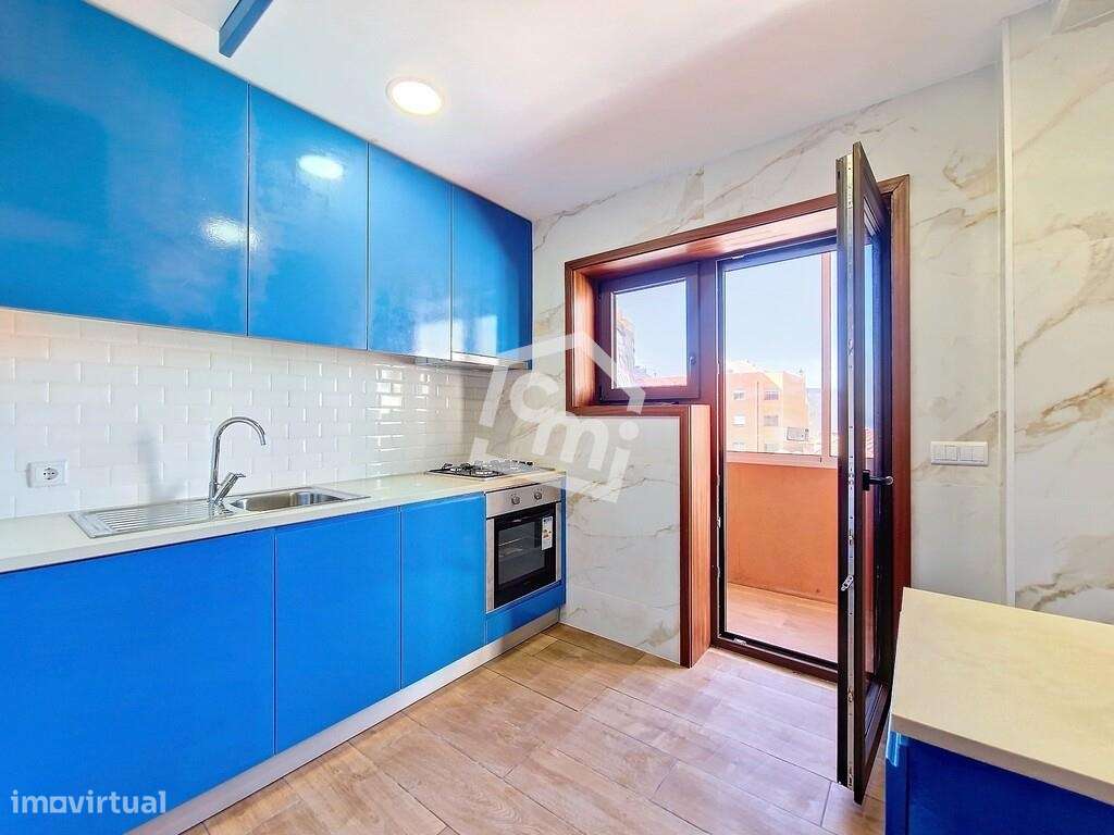 Venda de T3 na Marginal de Matosinhos com Garagem-13