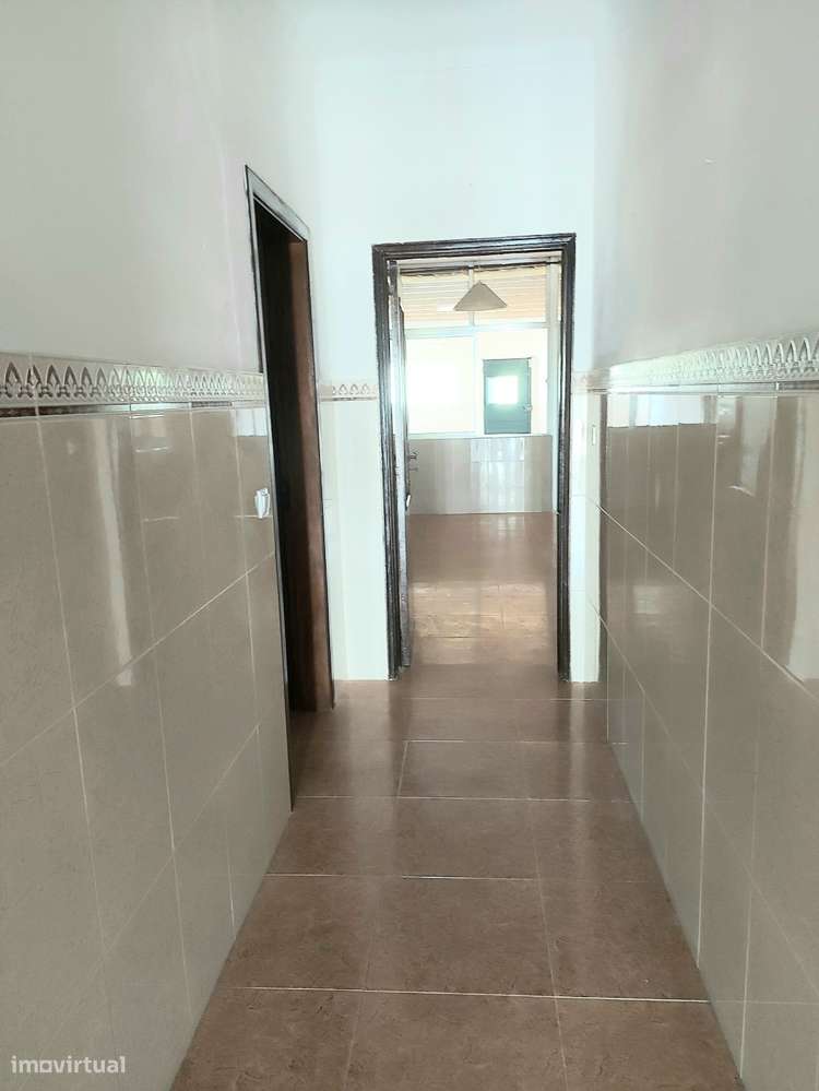 Moradia T3 + T1 + Terreno Urbanizável (Horta) - Vidigueira-6