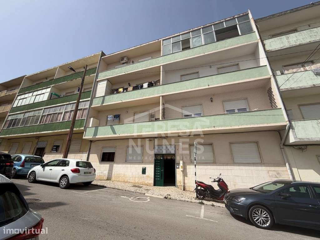 APARTAMENTO T3 + 1 - ARRENTELA / SEIXAL-24