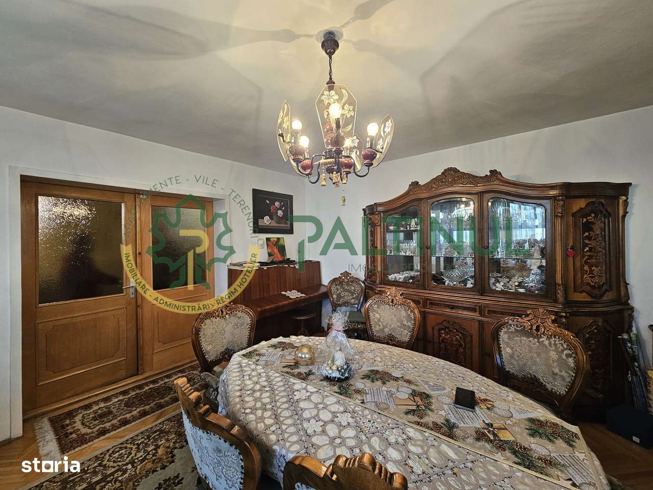 Casă spațioasă, retrasă de la stradă, într-o zonă liniștită din Sibiu-1