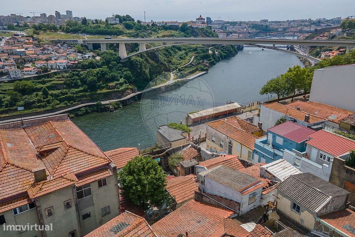 Prédio  para venda - Grande imagem: 2/16