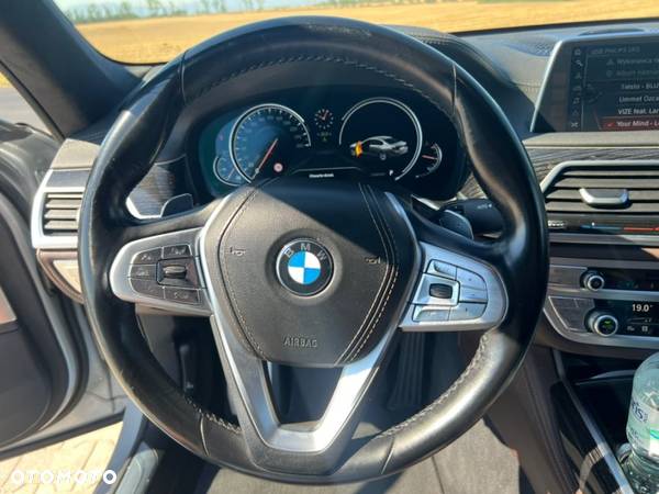 BMW Seria 7 750d xDrive - 19