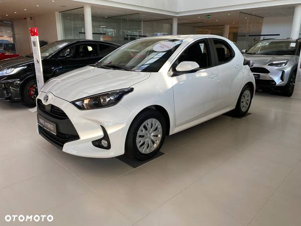 Toyota Yaris - 1