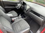 Mitsubishi Outlander PHEV 2.4 L 4X4 Instyle+ - 13