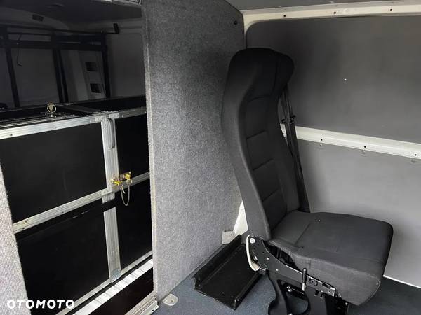 Volkswagen Transporter T5 Bankowóz Blaszak Long Salon PL, Jeden Właściciel - 14