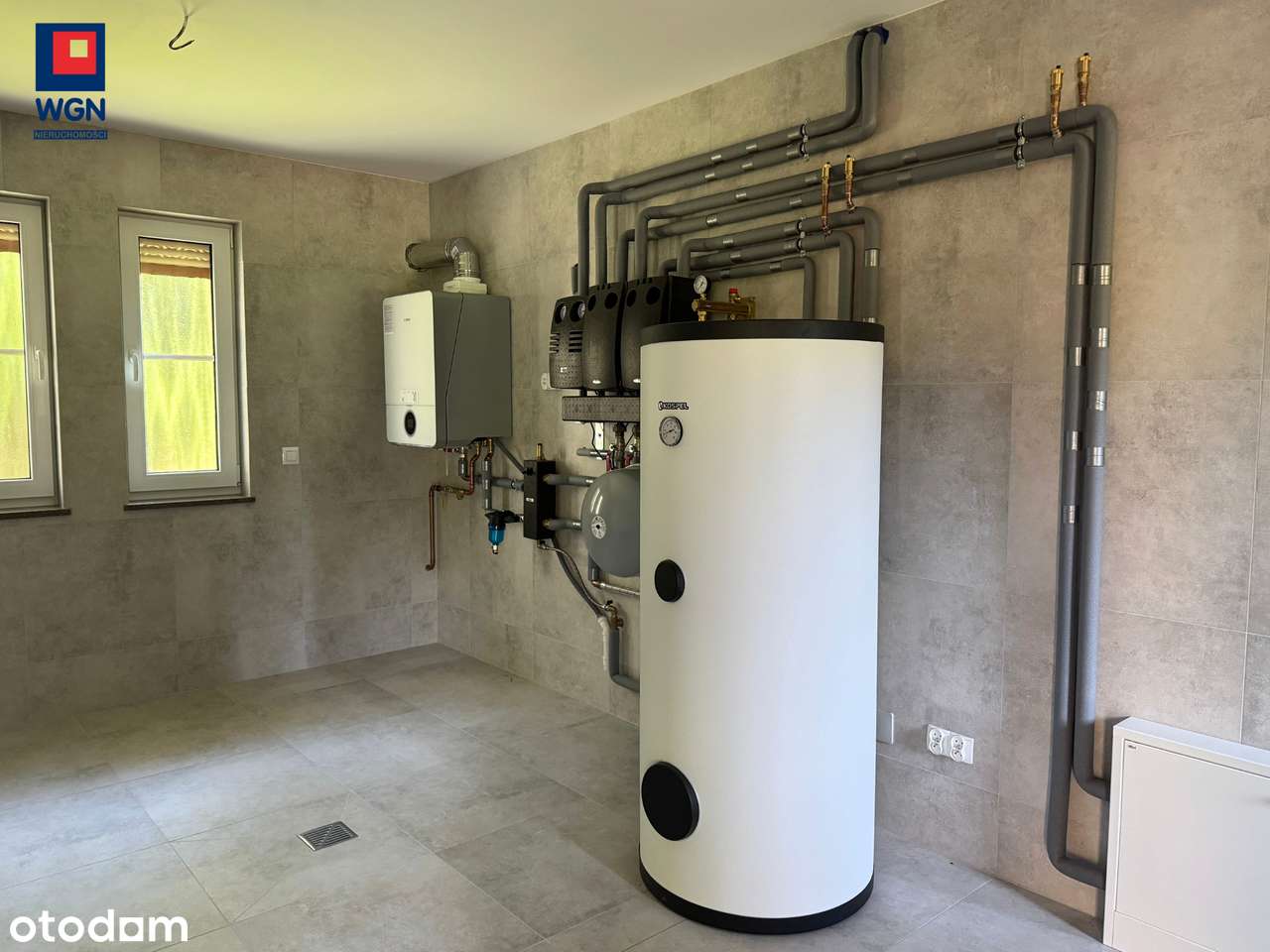 Gustownie wykończony dom w okolicach Kłodzka na sprzedaż.-18