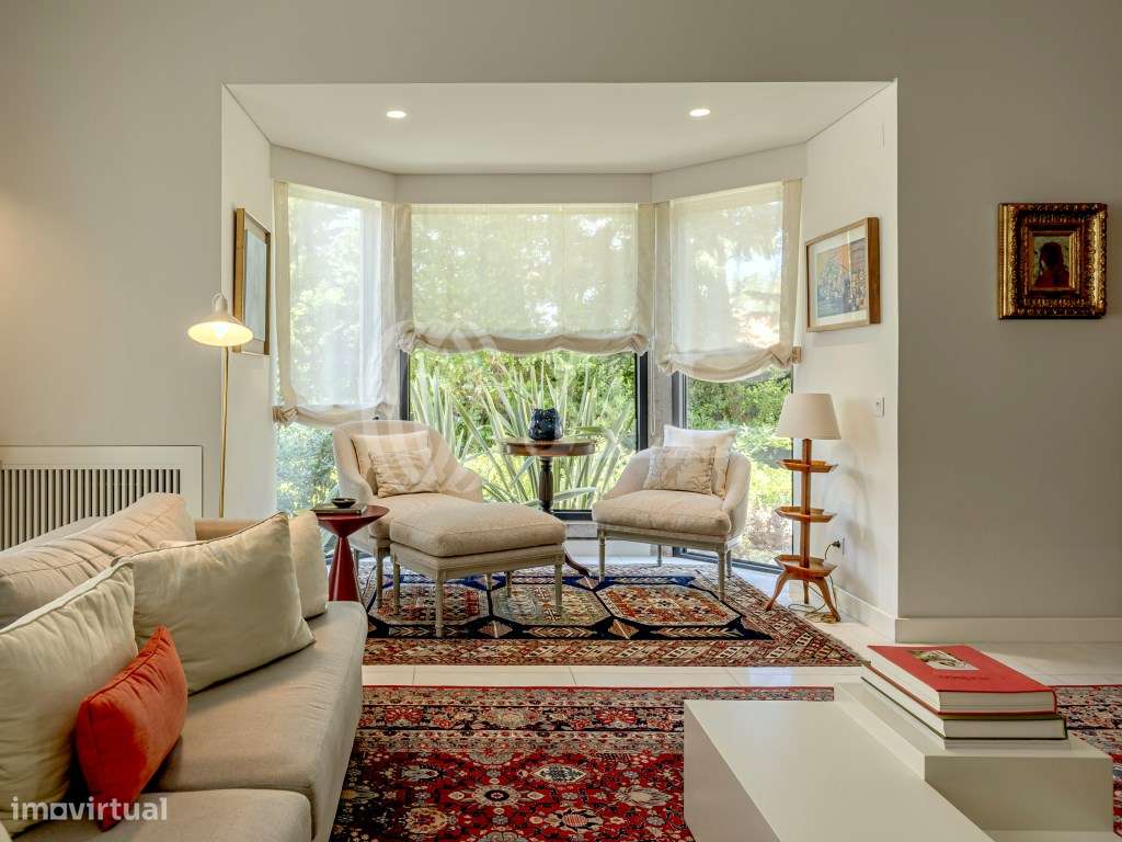 Moradia T5 com piscina, no Restelo, em Lisboa - Grande imagem: 4/37