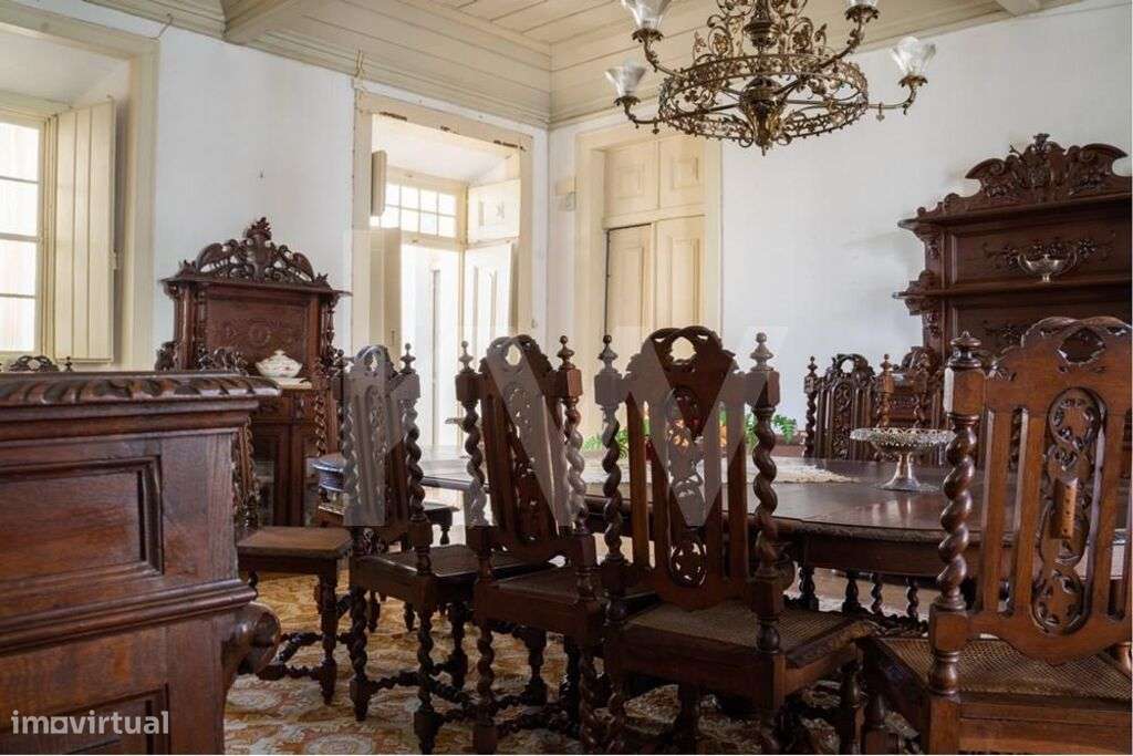 Propriedade edificada em pleno centro histórico das Caldas da Rainha, - Grande imagem: 4/31