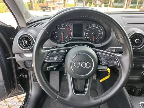 Audi A3 Sportback 1.6 TDI - 21