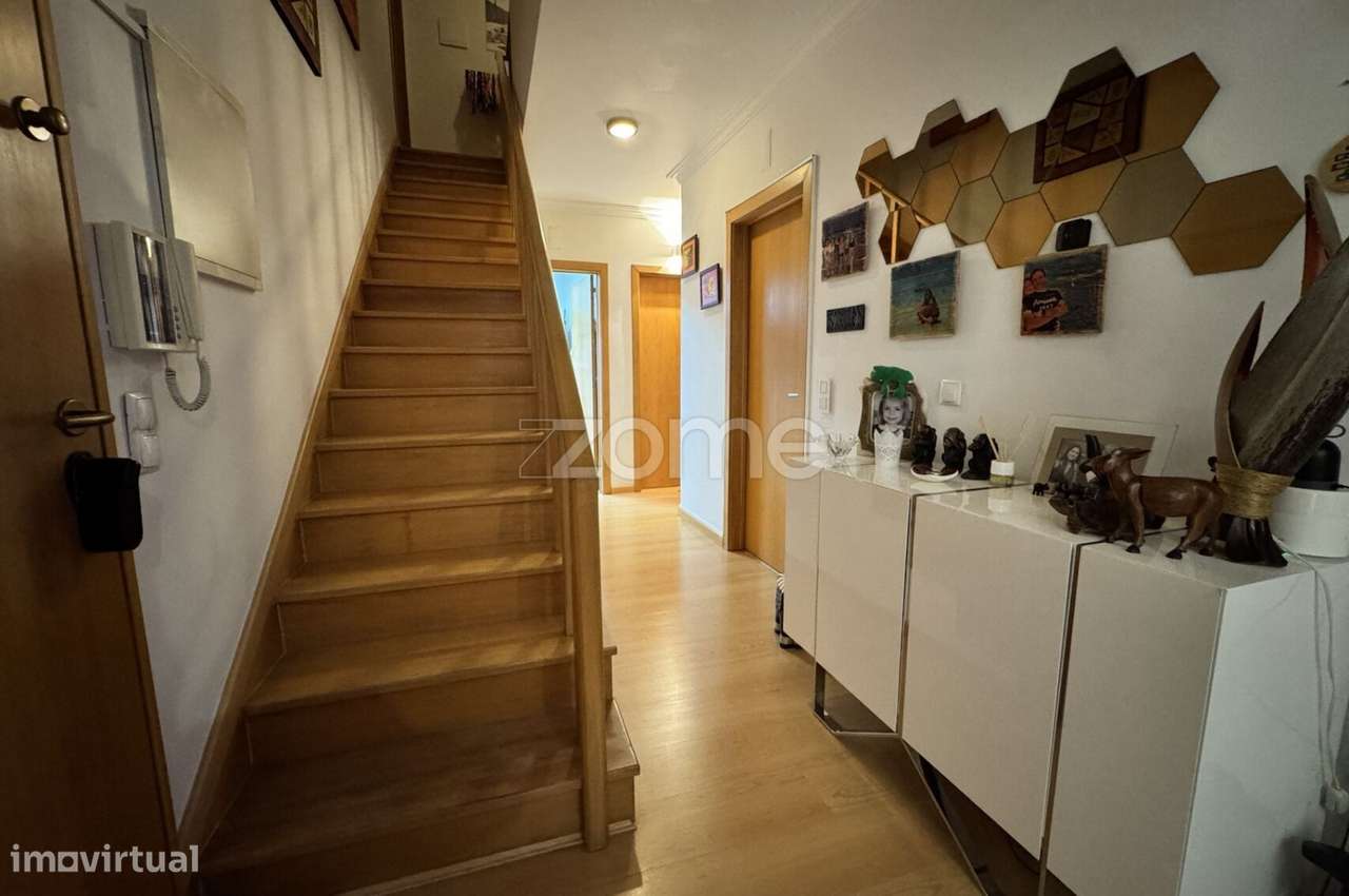 Duplex T3+1 em Condomínio Privado – Cascais - São Domingos de Rana - Grande imagem: 4/35