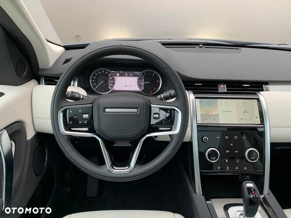 Land Rover Discovery Sport - 16