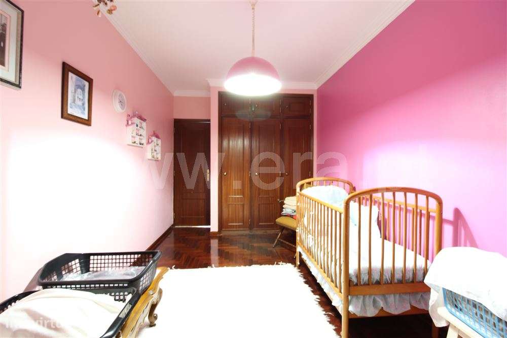 Moradia Geminada T3, Venda-21