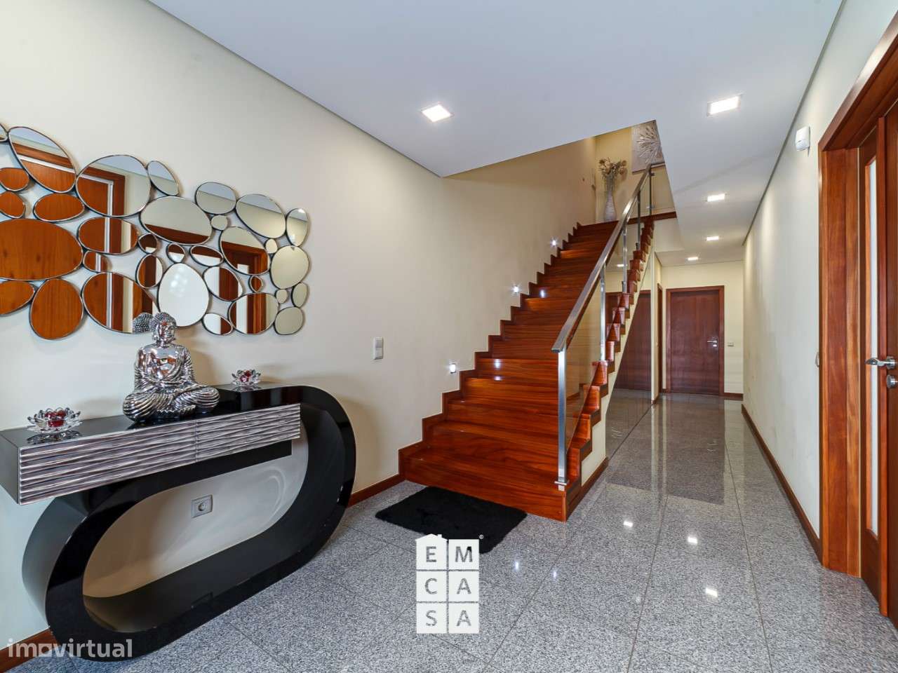 Moradia Geminada T4 Venda em Santa Maria da Feira, Travanca, Sanfins e - Grande imagem: 4/55