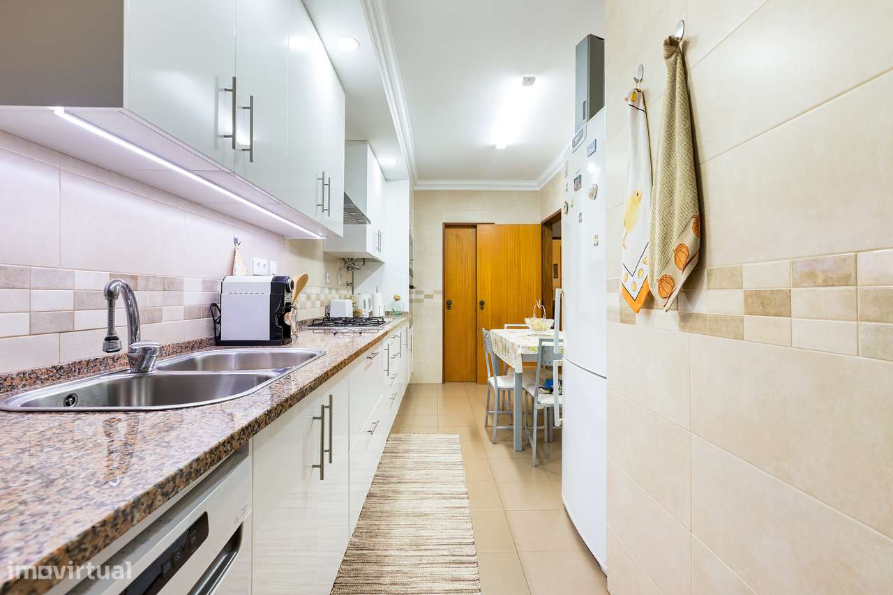 T2 com terraço em Rio de Mouro-Sintra-10