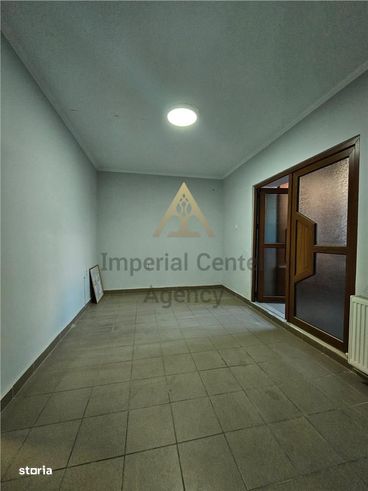 Proprietate Versatil&#259; Locuin&#539;&#259; Afacere  After School sa-5