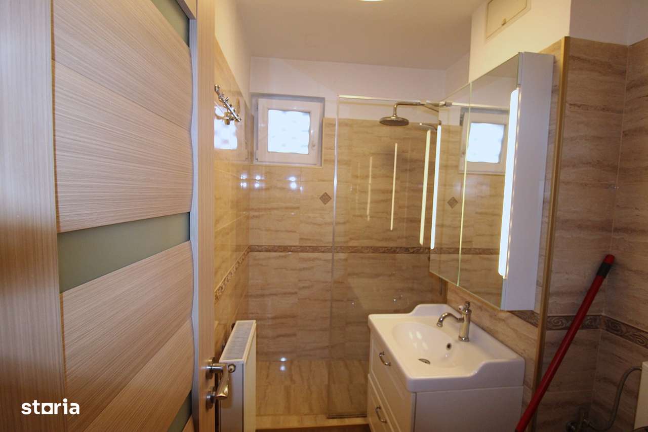 Apartament cu 3 camere in Centru langa Banca Nationala-8