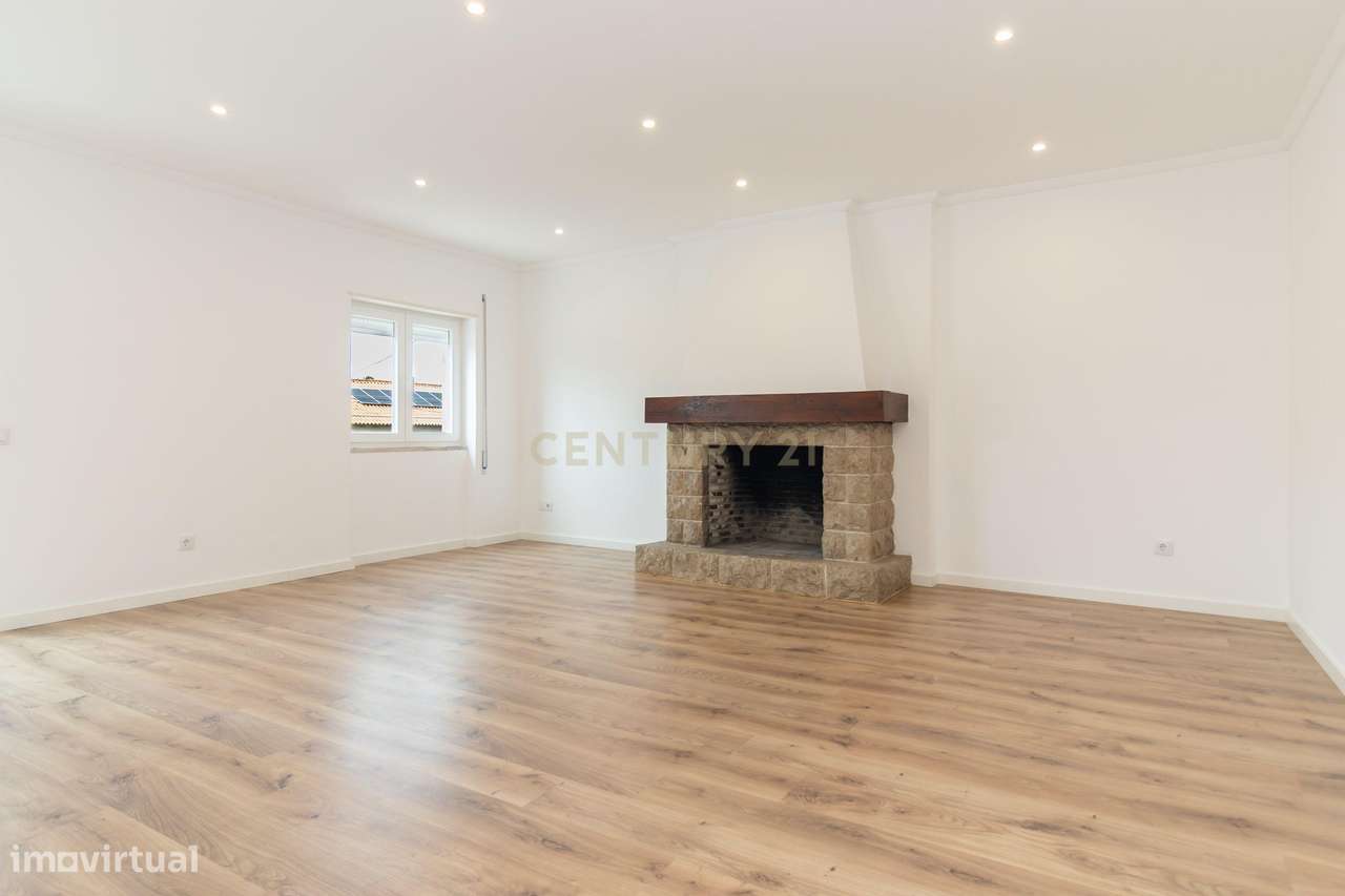 APartamento - T5  A ESTREAR-  com Espaço Exterior-  Palmela-8