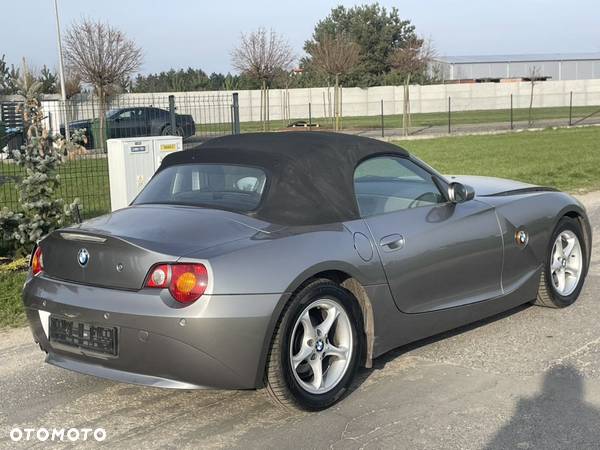 BMW Z4 2.2i - 2