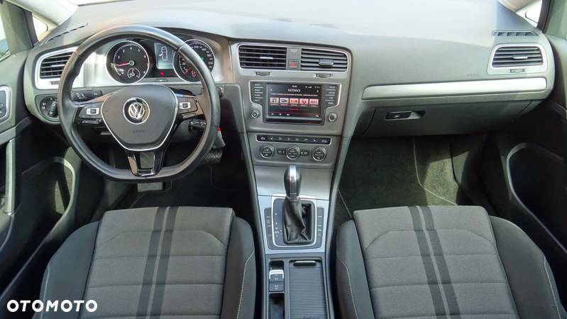 Volkswagen Golf - 7