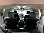 Chrysler Town & Country 3.6 Limited - 33