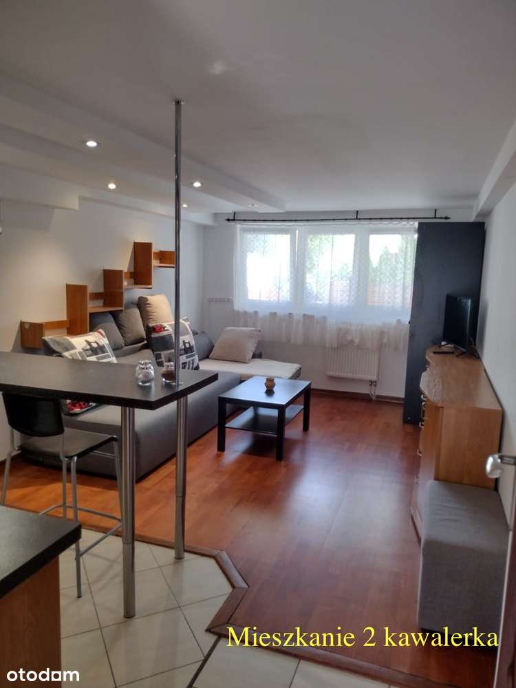 Dwa niezależne mieszkania | Muchobór Wielki, ul. Podolska-13