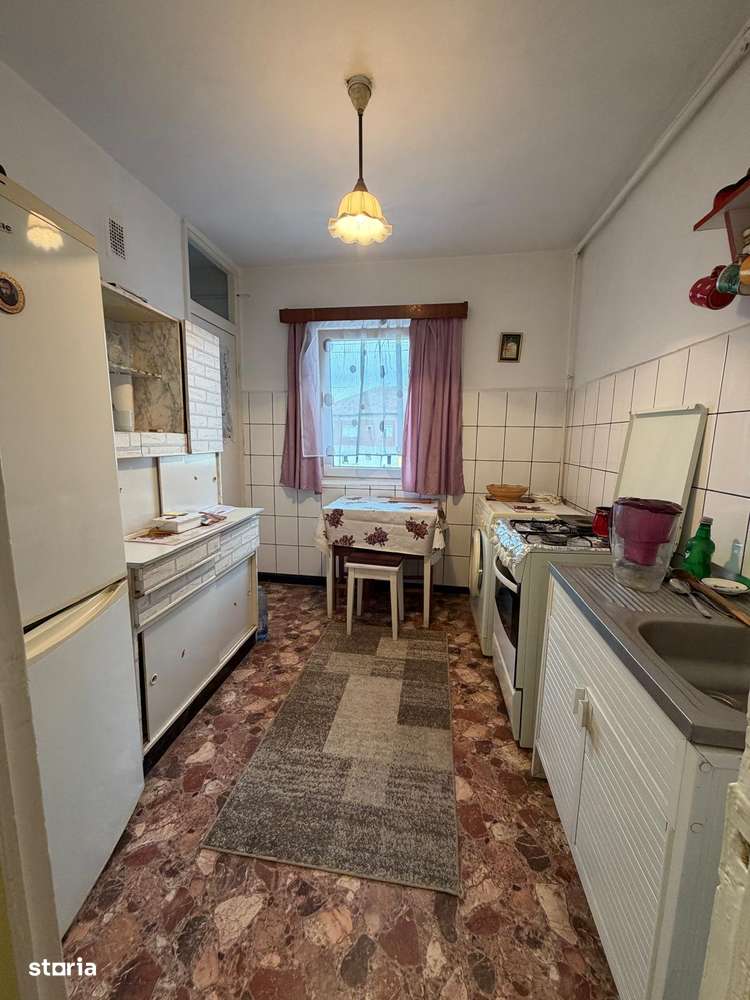 Apartament de vanzare, Vitrometan, etaj 4, PRET: 40.000 EURO-3